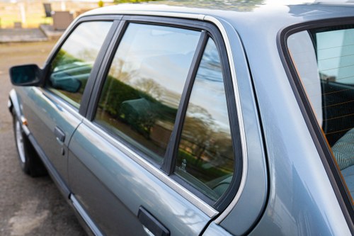 1987 BMW 325i (E30) Te koop (foto 75 van 108)