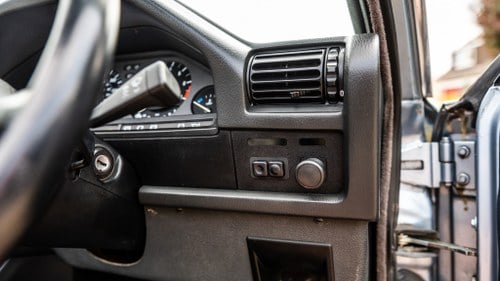 1991 BMW 325i CABRIOLET AUTOMATIC (E30) For Sale (picture 84 of 243)