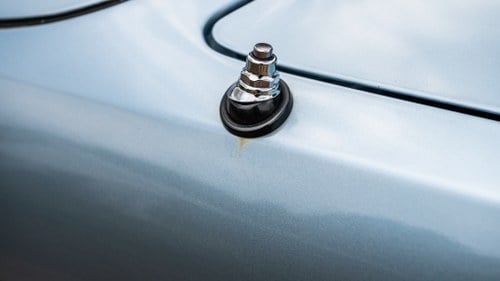 1991 BMW 325i CABRIOLET AUTOMATIC (E30) For Sale (picture 143 of 243)