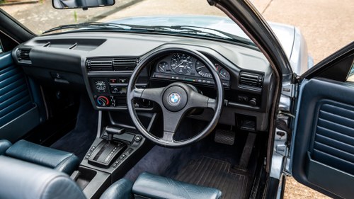 1991 BMW 325i CABRIOLET AUTOMATIC (E30) For Sale (picture 15 of 243)