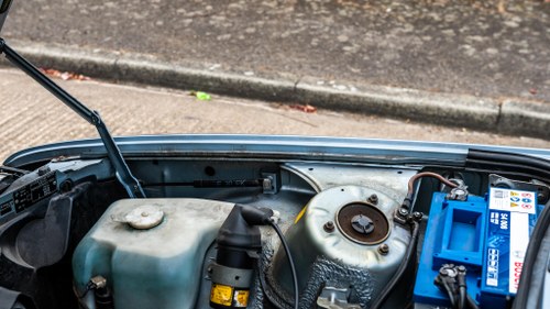 1991 BMW 325i CABRIOLET AUTOMATIC (E30) For Sale (picture 206 of 243)