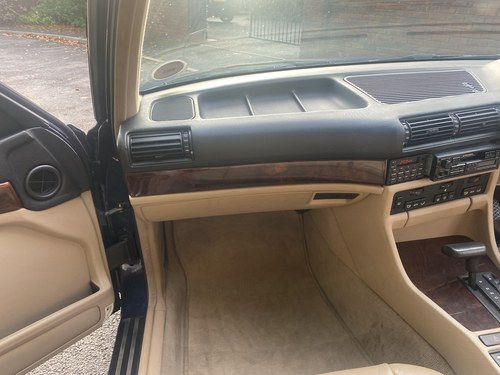 1990 BMW E32 730i SE For Sale (picture 53 of 92)