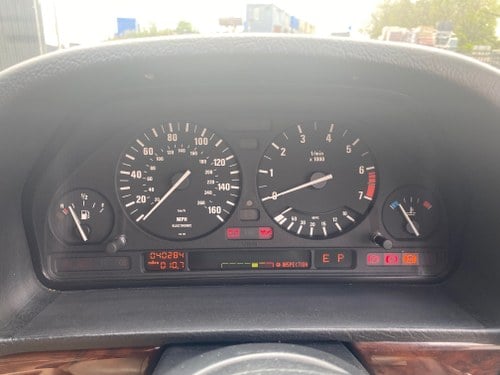 1990 BMW E32 730i SE For Sale (picture 37 of 92)