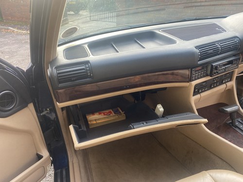 1990 BMW E32 730i SE For Sale (picture 54 of 92)