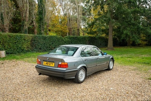 1994 BMW 318i SE (E36) Te koop (foto 13 van 121)