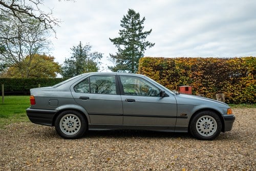 1994 BMW 318i SE (E36) Te koop (foto 20 van 121)