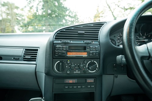 1994 BMW 318i SE (E36) Te koop (foto 41 van 121)