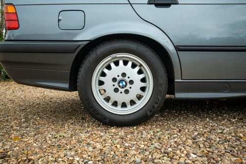 1994 BMW 318i SE (E36) Te koop (foto 21 van 121)