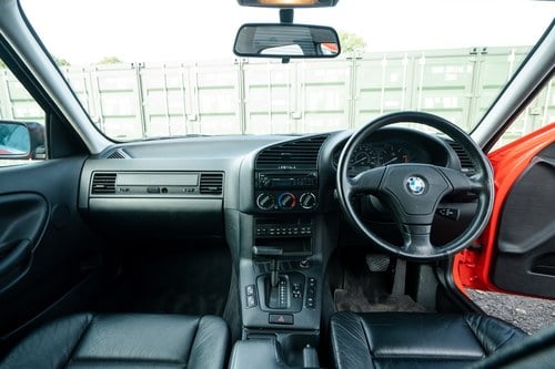 1995 BMW E36 325 TDS SE En venta (imagen 25 de 114)