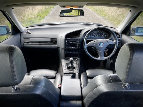 1996 BMW E36 328i Touring Manual Te koop (foto 43 van 189)