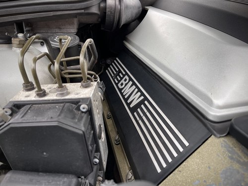 2002 BMW 540i Sport (E39 Series) For Sale (picture 121 of 156)