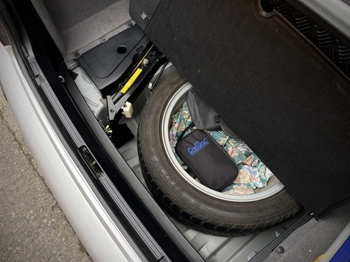 2002 BMW 540i Sport (E39 Series) For Sale (picture 97 of 156)