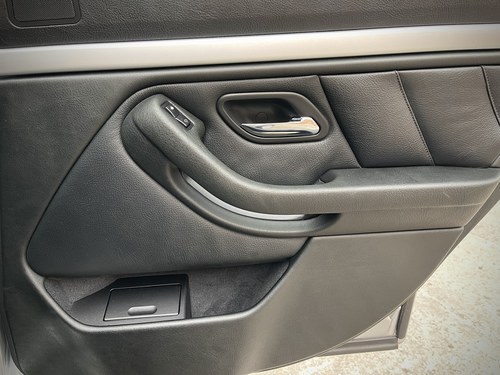 2002 BMW 540i Sport (E39 Series) For Sale (picture 83 of 156)