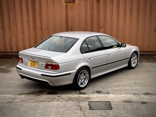 2002 BMW 540i Sport (E39 Series) For Sale (picture 23 of 156)