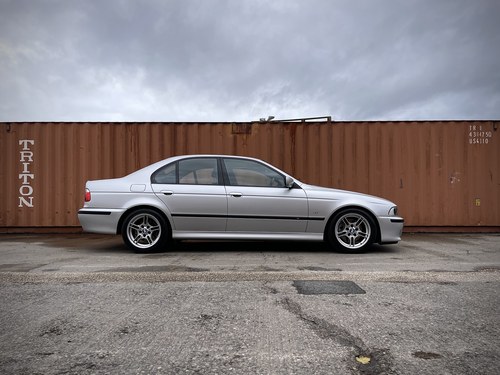2002 BMW 540i Sport (E39 Series) For Sale (picture 17 of 156)