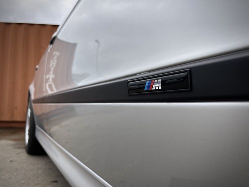 2002 BMW 540i Sport (E39 Series) For Sale (picture 102 of 156)