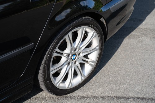 2004 BMW 330i M-Sport (E46) In vendita (immagine 25 di 167)