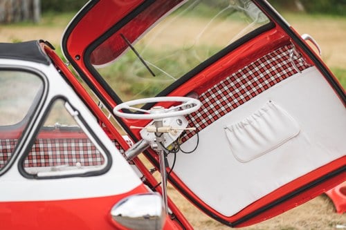 1959 BMW Isetta 300 zum Verkauf (Bild 26 von 71)