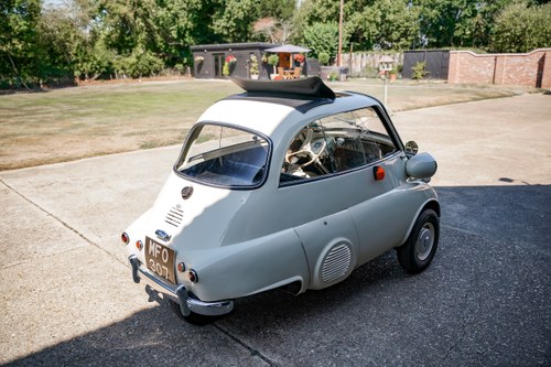 1960 BMW Isetta 300 In vendita (immagine 4 di 218)