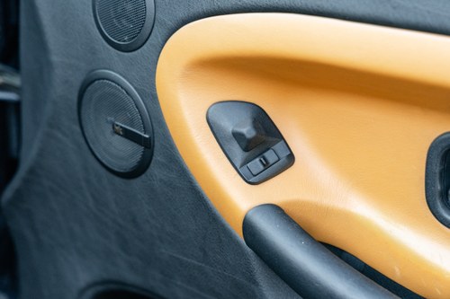 1999 BMW M3 Evolution E36 Convertible Carbon Black Te koop (foto 46 van 188)