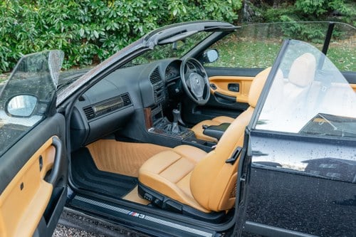 1999 BMW M3 Evolution E36 Convertible Carbon Black Te koop (foto 31 van 188)