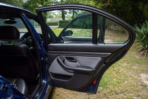 2000 BMW M5 Te koop (foto 81 van 210)