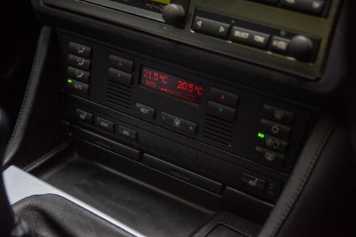 2000 BMW M5 Te koop (foto 100 van 210)