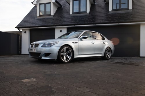 2007 BMW M5 Saloon Te koop (foto 2 van 144)