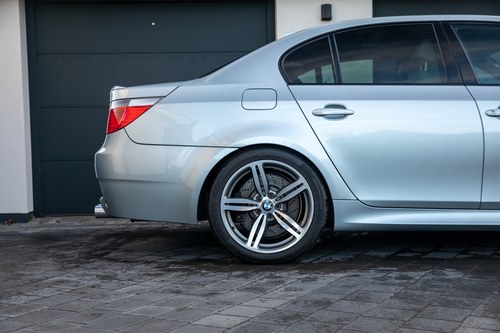 2007 BMW M5 Saloon Te koop (foto 78 van 144)