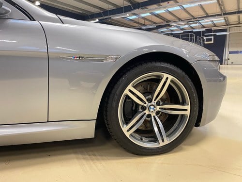 2006 BMW M6 E63 Te koop (foto 15 van 70)