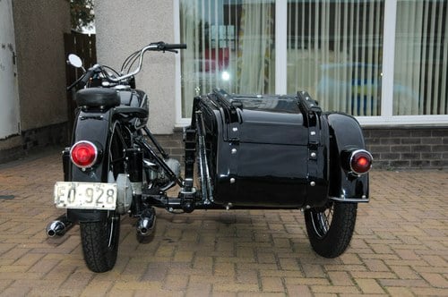 1953 BMW R68 with Royal Seitenwagen Sidecar En venta (imagen 15 de 98)