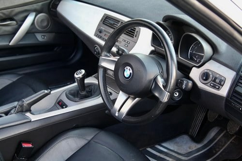 2003 BMW Z4 3.0i SE Manual For Sale (picture 32 of 133)