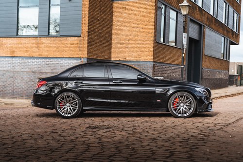 2015 Brabus 650 B40S Saloon (W205 C63S) In vendita (immagine 4 di 121)