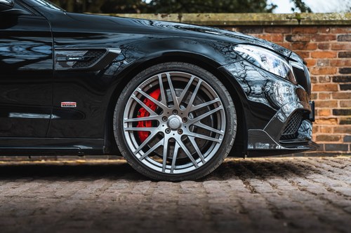 2015 Brabus 650 B40S Saloon (W205 C63S) In vendita (immagine 9 di 121)