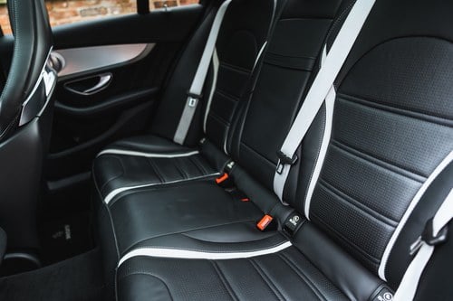 2015 Brabus 650 B40S Saloon (W205 C63S) In vendita (immagine 30 di 121)