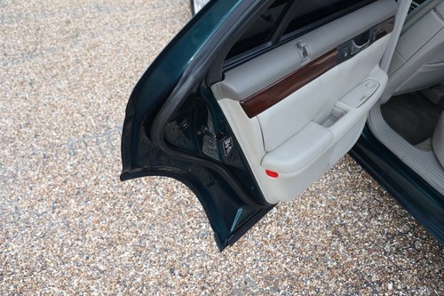 2001 Cadillac Seville STS V8 For Sale (picture 26 of 93)