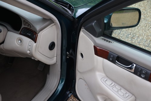 2001 Cadillac Seville STS V8 For Sale (picture 15 of 93)