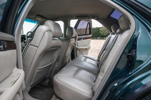 2001 Cadillac Seville STS V8 For Sale (picture 17 of 93)