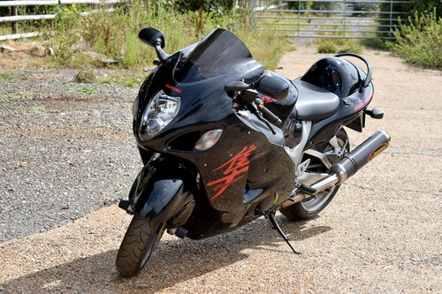 2002 Suzuki GSX1300R Hayabusa à vendre (picture 4 of 101)