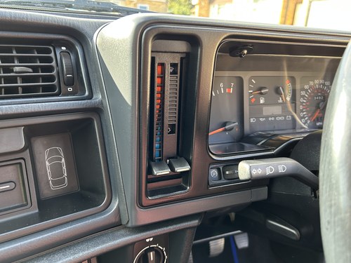 1991 Ford Sierra Sapphire Cosworth RS In vendita (immagine 54 di 332)