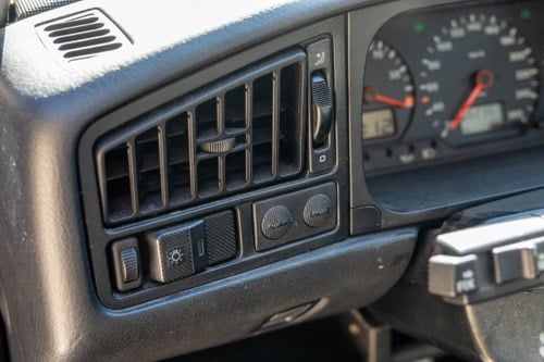 1993 Volkswagen Corrado VR6 In vendita (immagine 39 di 133)