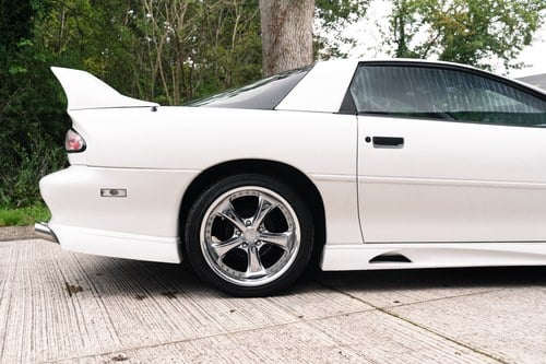 1997 Chevrolet Camaro RS LHD In vendita (immagine 72 di 118)