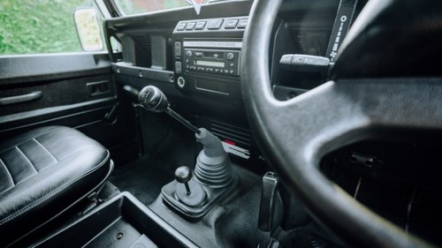 2006 Land Rover Defender 110 Safari In vendita (immagine 37 di 104)