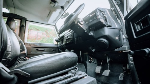 2006 Land Rover Defender 110 Safari In vendita (immagine 38 di 104)