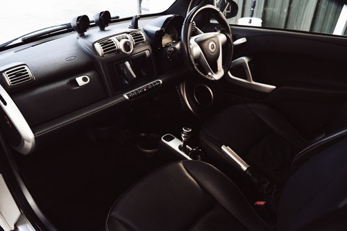 2009 Smart ForTwo Brabus W zum Verkauf (Bild 61 von 128)