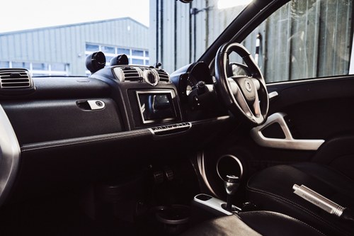 2009 Smart ForTwo Brabus W zum Verkauf (Bild 60 von 128)