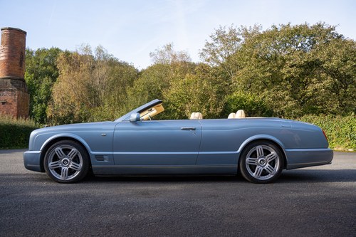 2011 Bentley Azure T à vendre (picture 8 of 198)
