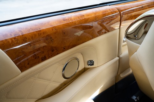 2011 Bentley Azure T à vendre (picture 101 of 198)