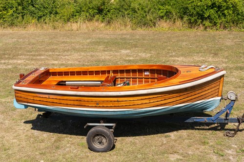 1980's Thames 14ft Boat In vendita (immagine 22 di 145)