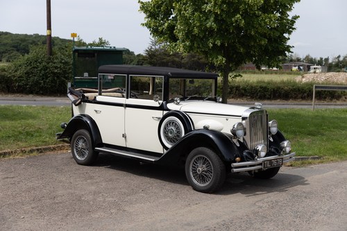 1991 Car Bodies Landaulette In vendita (immagine 9 di 201)